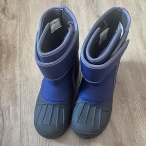 Cat and jack boots size 4 kids